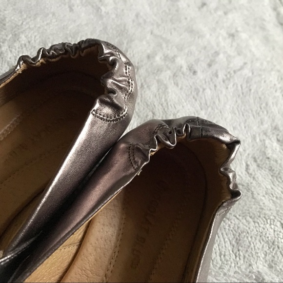 Chocolat Blu Vic Seamed Pleated Ruched Metallic Leather Wedge Loafer Flats Sz 6 - Picture 9 of 12